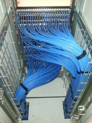 Cablage RJ45 Datacenter salle informatique