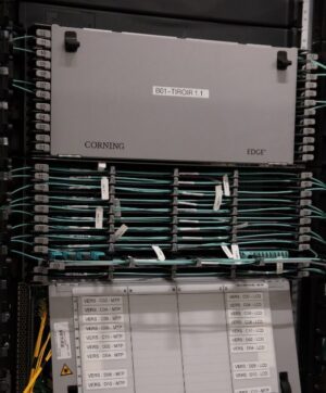 corning fibre optique UHD cablage datacenter